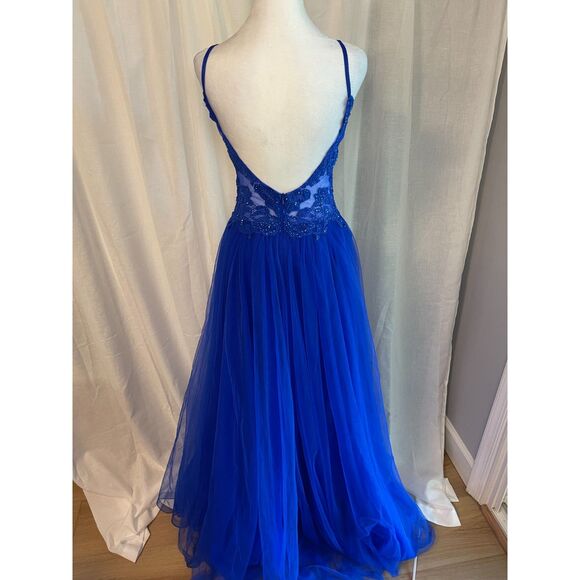 La Femme Royal Blue Lace Bodice Gown 488$ - Size 10 - Picture 4 of 10